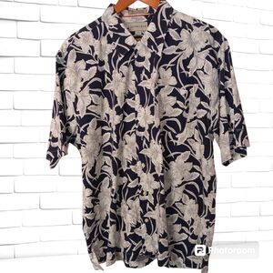 Men's Cutter & Buck Shirt Size Large Cotton Blend Navy w/ White Floral Print